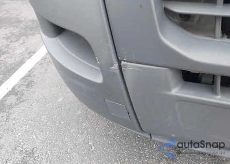 2018 Ram Promaster 1500 z USA, uszkodzony, nr VIN 3C6TRVAG7JE138582